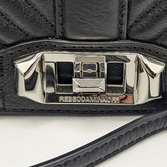 NWT Black Leather Rebecca Minkoff Chevron Quilted Purse - Picture 5 of 5